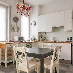 https://incantevole-appartamento-come-a-casa-vostra.italymilanhotels.net