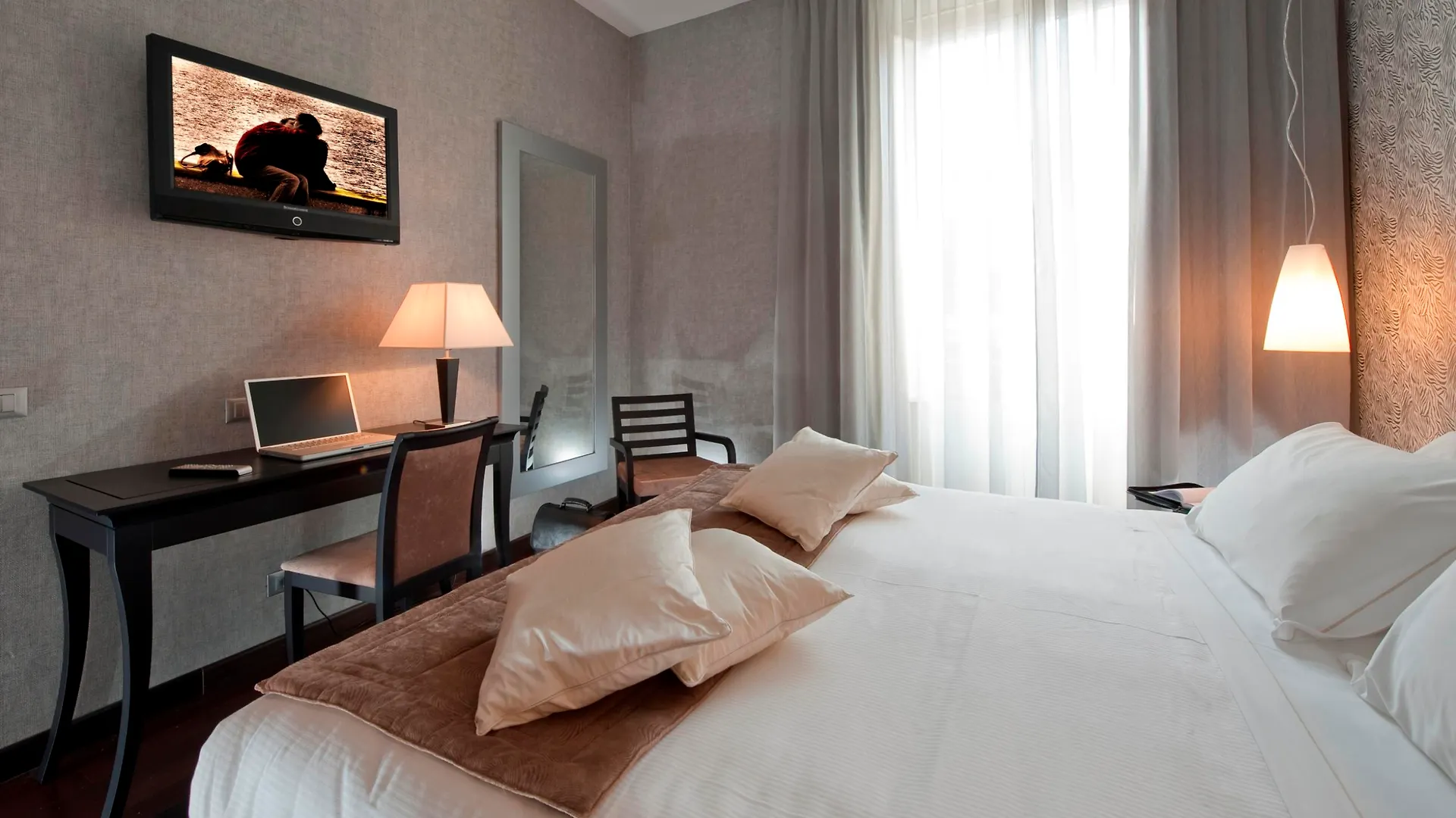 Hotel C-Hotels Fiume Rome